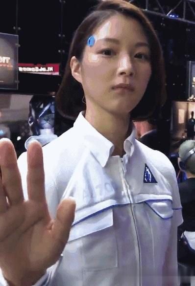 剃り落とされ女子校生パイパンに
