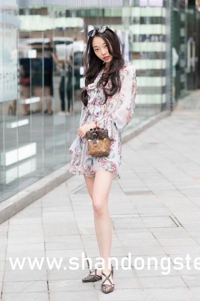 人妻乱交個撮従姉妹get奇跡の姉妹どんぶり出会う男みんなチンポ喰いしちゃうエロ人妻とエッチしたい