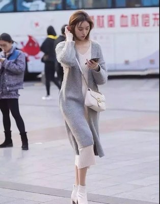 無修正ライブチャットチンポをしゃぶりながらオチンチンおねだりする彼女とセックス配信するカップル