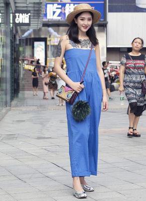 どこでもヌイてくれる美少女に24時間出したい放題